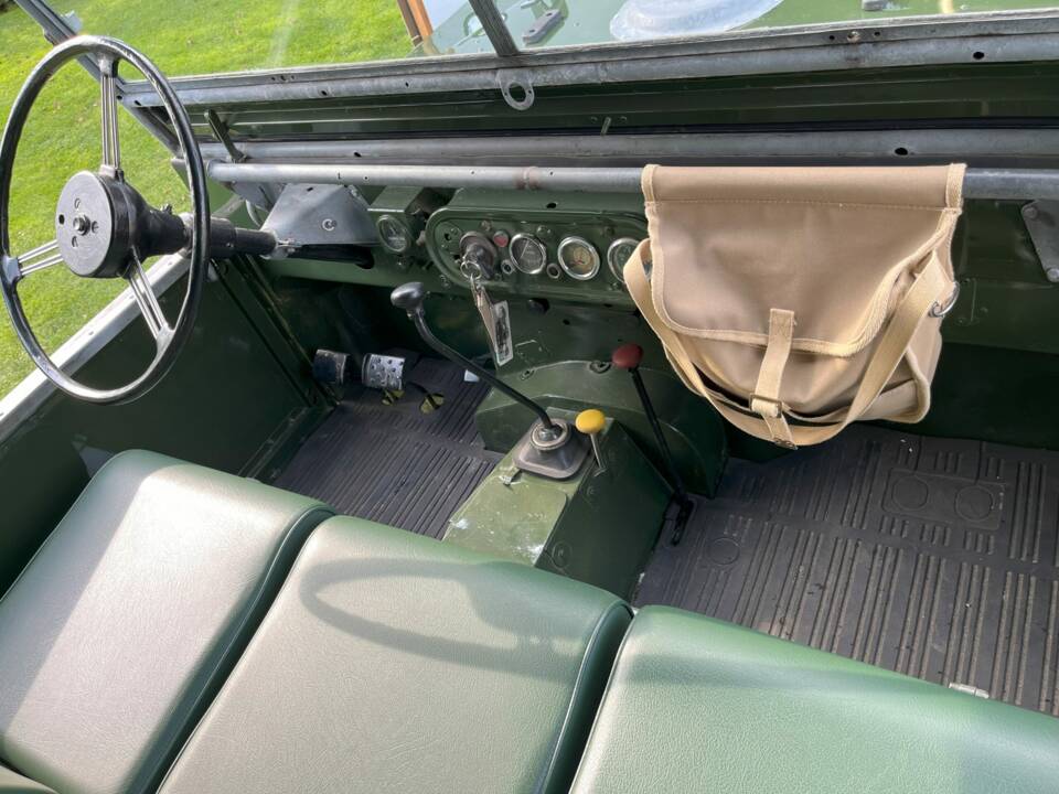Image 8/8 of Land Rover 80 (1952)