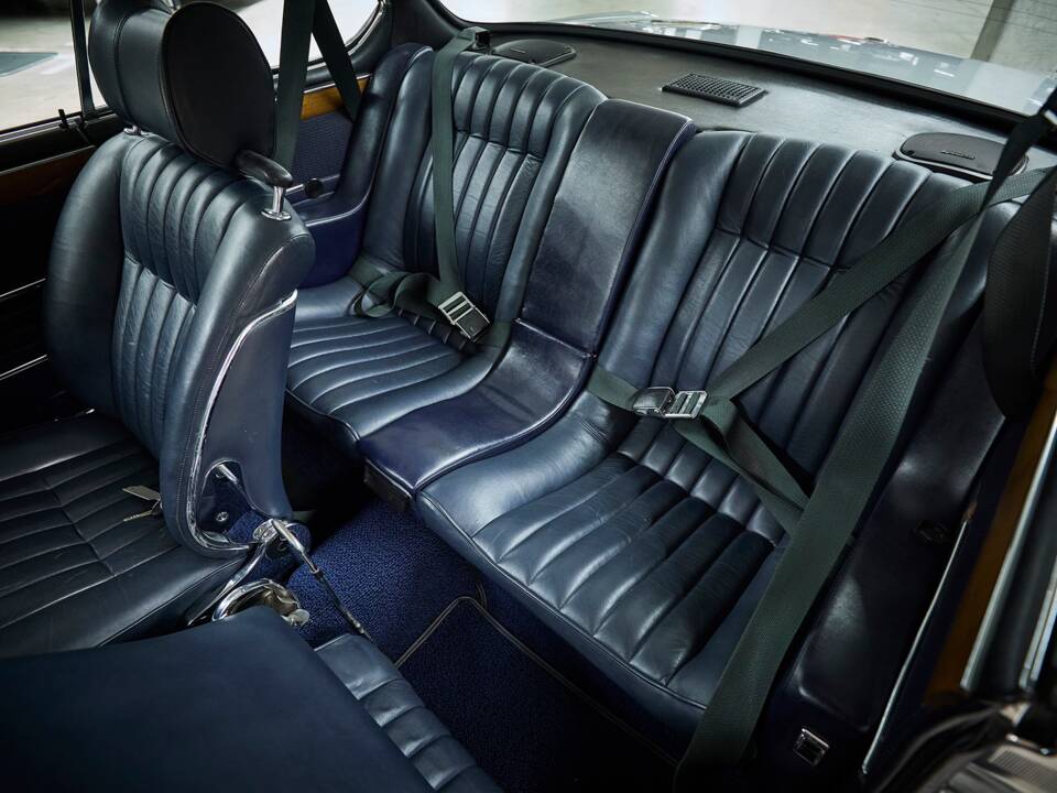 Image 78/100 of BMW 3.0 CSi (1973)