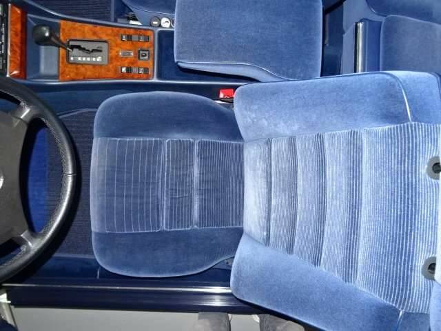 Image 22/36 de Mercedes-Benz 500 SEC (1984)
