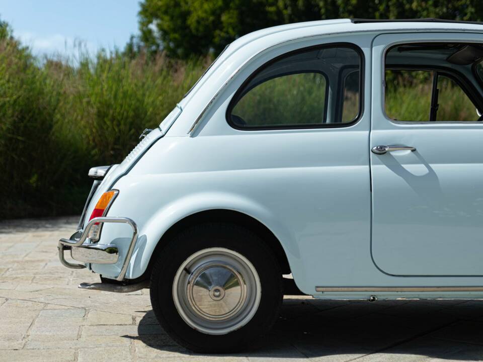 Image 21/47 of FIAT 500 L (1971)