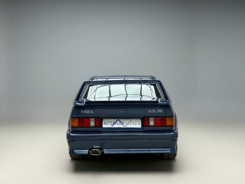 Image 25/28 of Mercedes-Benz C 180 (1994)