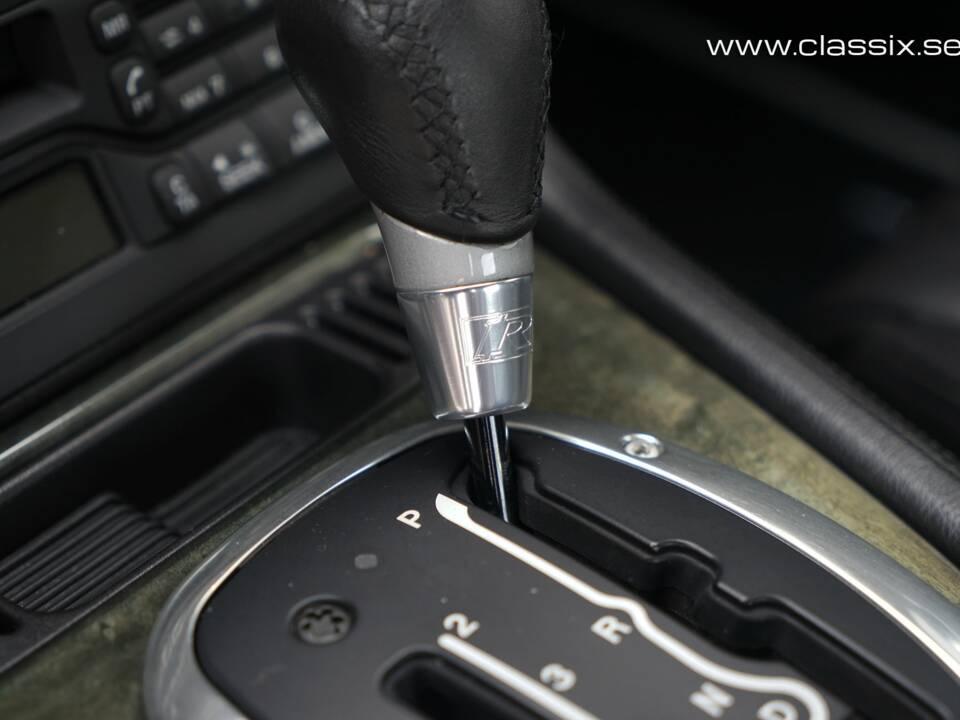 Image 15/29 of Jaguar XKR (2003)