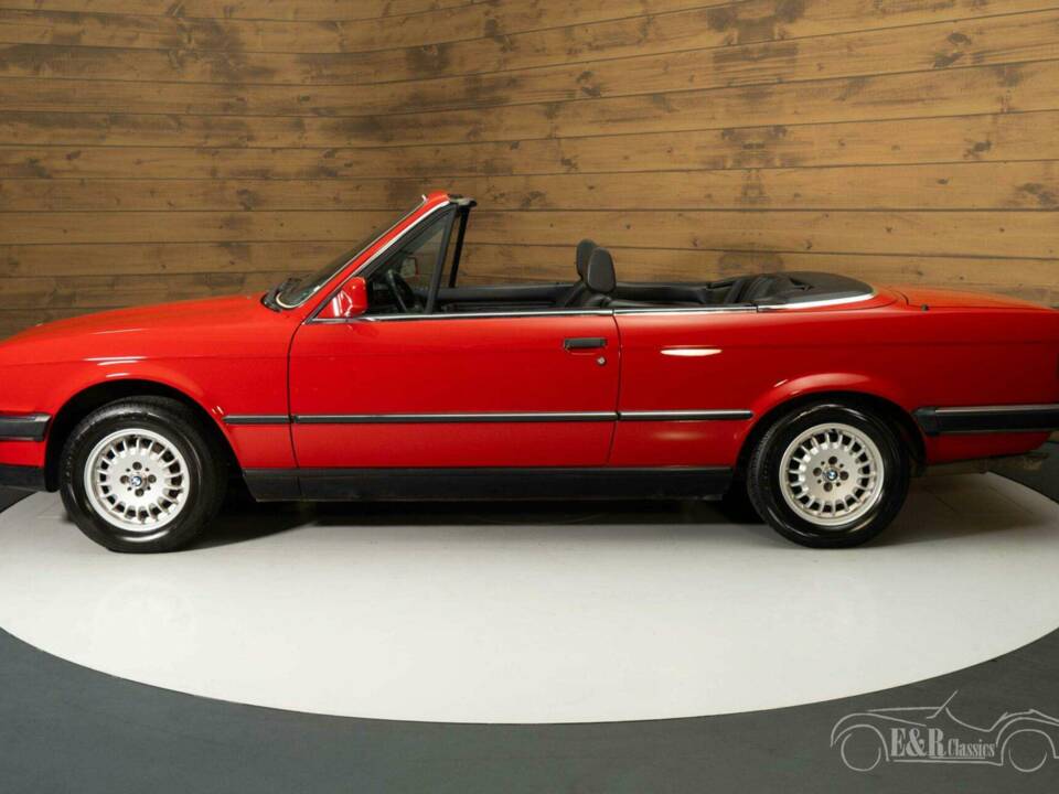 Image 6/19 de BMW 325i (1987)