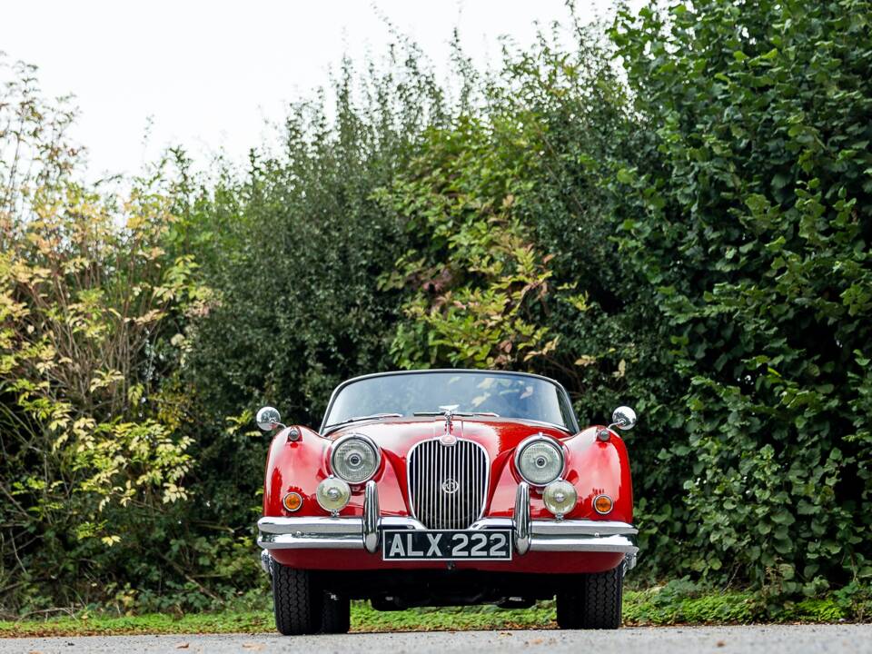 Afbeelding 30/50 van Jaguar XK 150 DHC (1959)