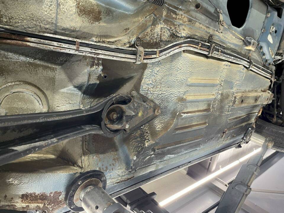 Image 34/36 of Mercedes-Benz 280 SL (1971)