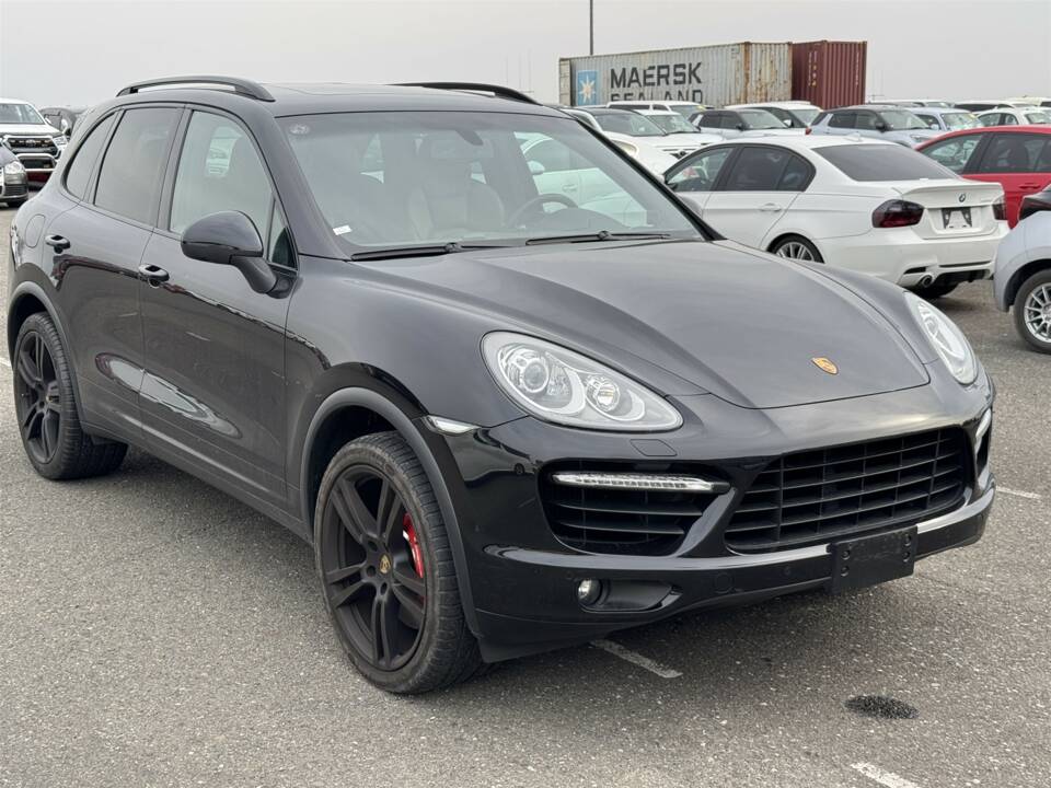 Bild 7/63 von Porsche Cayenne Turbo (2010)