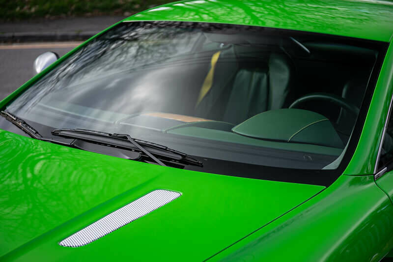Immagine 40/43 di Aston Martin V8 Vantage (2010)