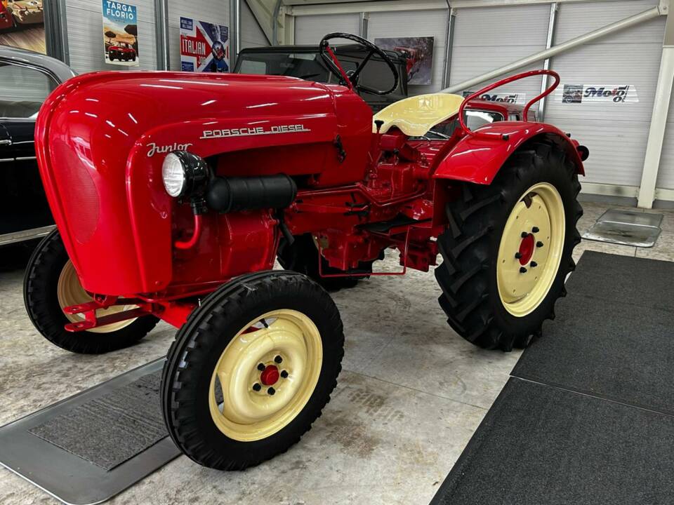 Imagen 7/17 de Porsche-Diesel Junior K (1955)