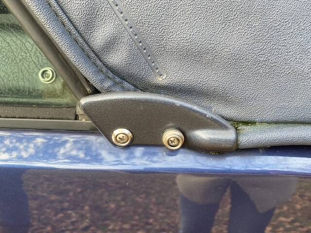 Image 15/24 of Volkswagen Golf I Cabrio GLi 1.8 (1991)