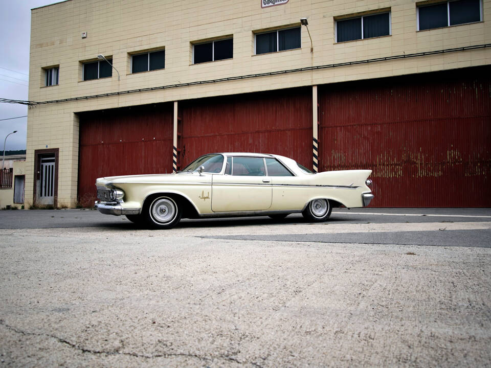 Bild 1/14 von Chrysler Imperial Coupé (1961)