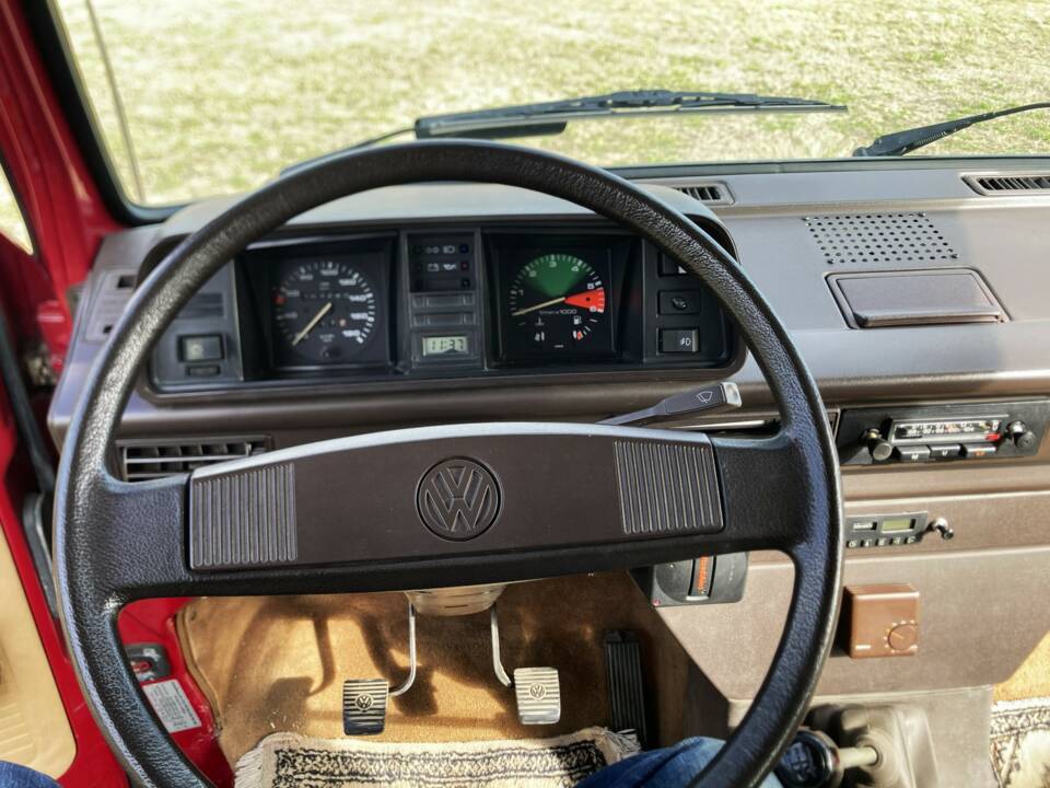 Image 12/45 of Volkswagen T3 Multivan 2.1 (1987)