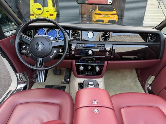 Imagen 16/33 de Rolls-Royce Phantom DHC (2009)