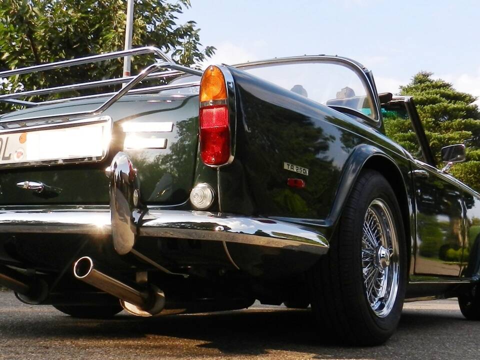 Bild 12/66 von Triumph TR 250 (1968)