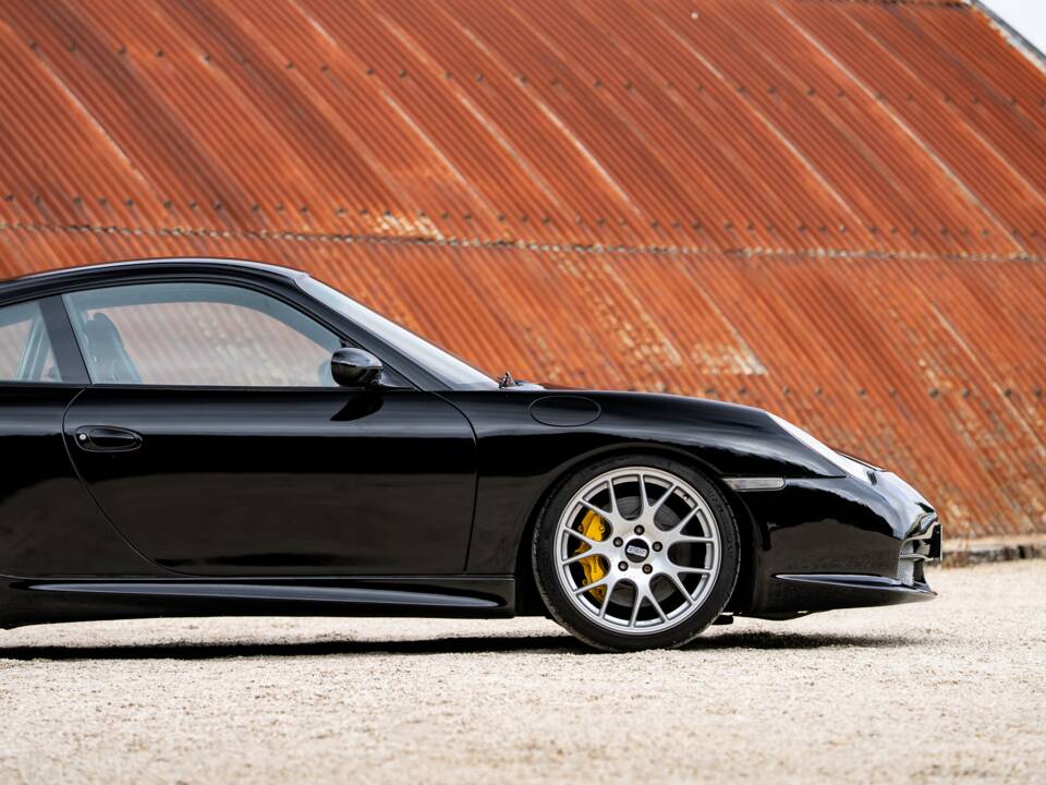 Image 39/42 of Porsche 911 GT3 (2003)