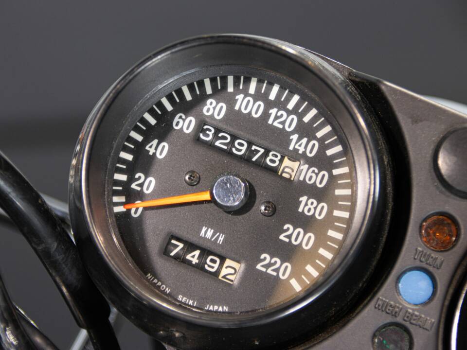 Image 18/50 of Kawasaki DUMMY (1976)