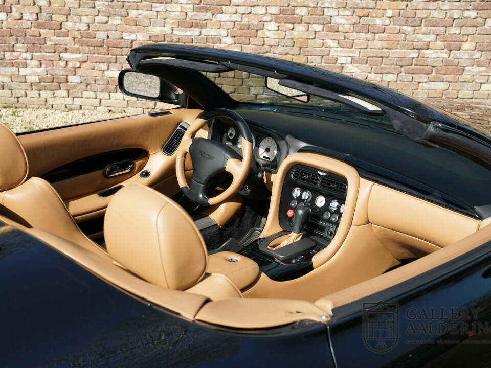 Image 49/50 of Aston Martin DB AR1 (2004)