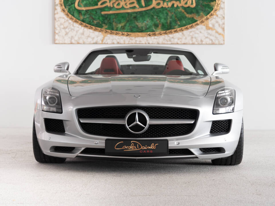 Image 18/48 of Mercedes-Benz SLS AMG Roadster (2012)