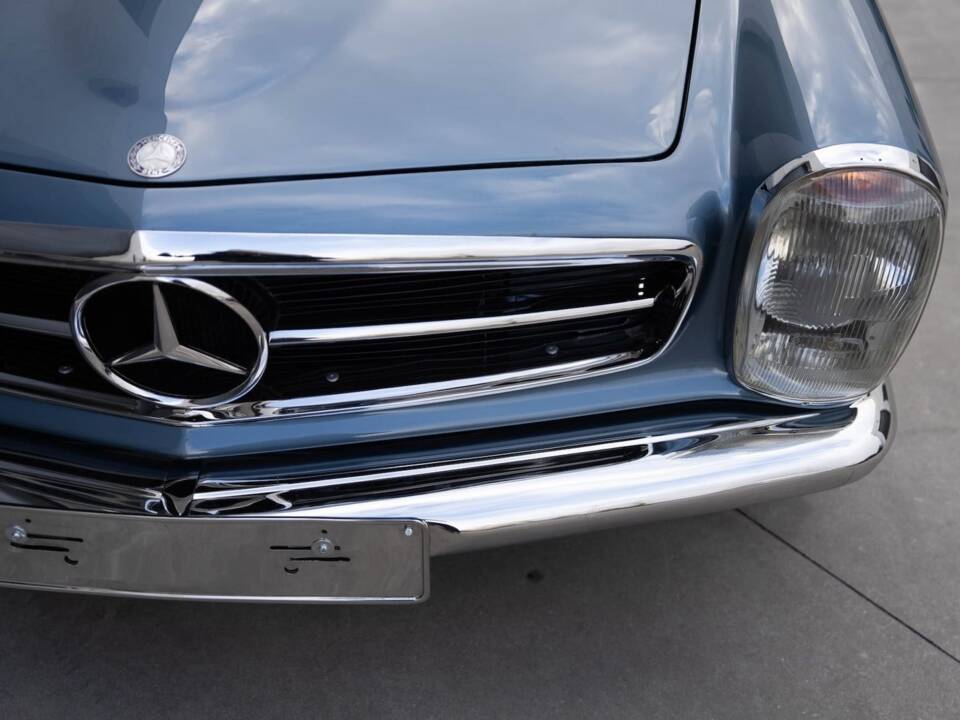 Immagine 33/93 di Mercedes-Benz 230 SL (1965)
