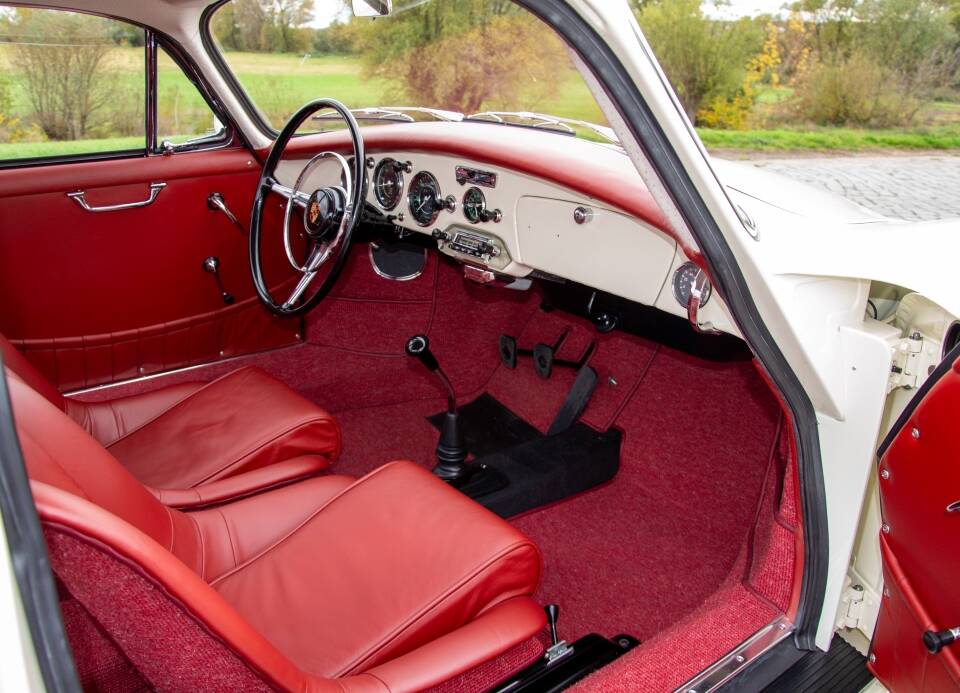 Image 17/39 de Porsche 356 B Carrera 2/2000 GS (1963)