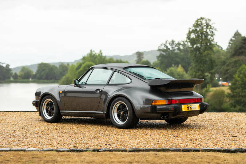 Afbeelding 4/50 van Porsche 911 Turbo 3.3 (1989)