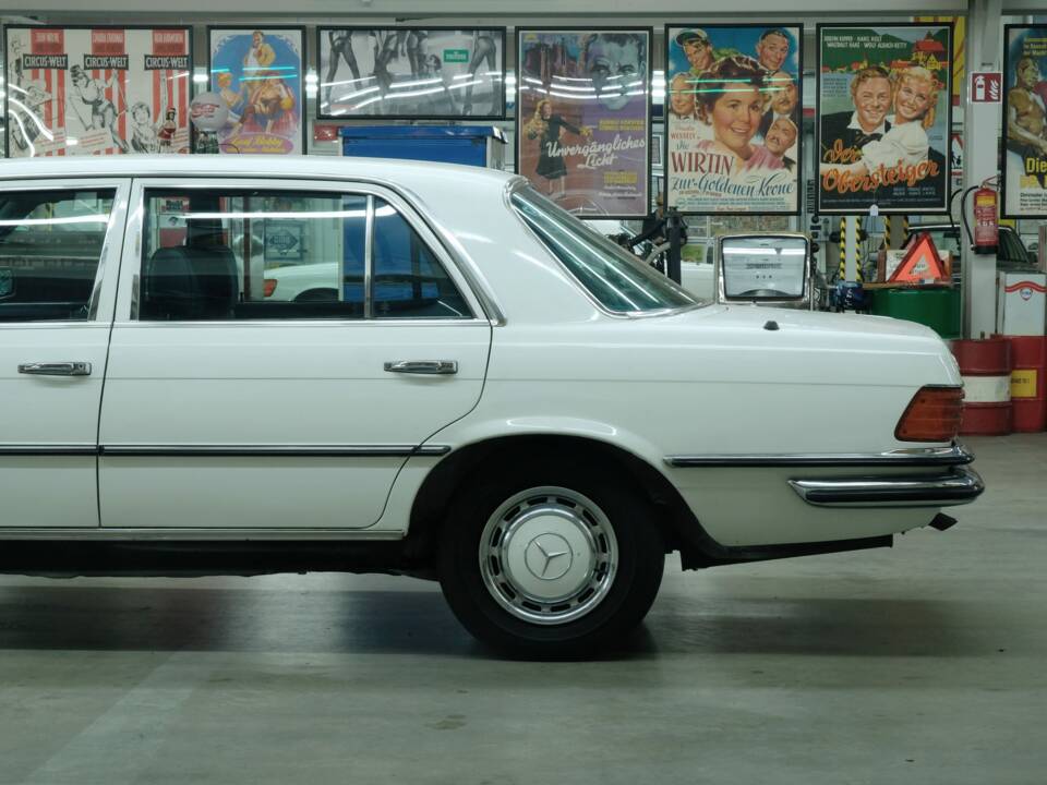 Image 5/50 de Mercedes-Benz 280 SEL (1978)