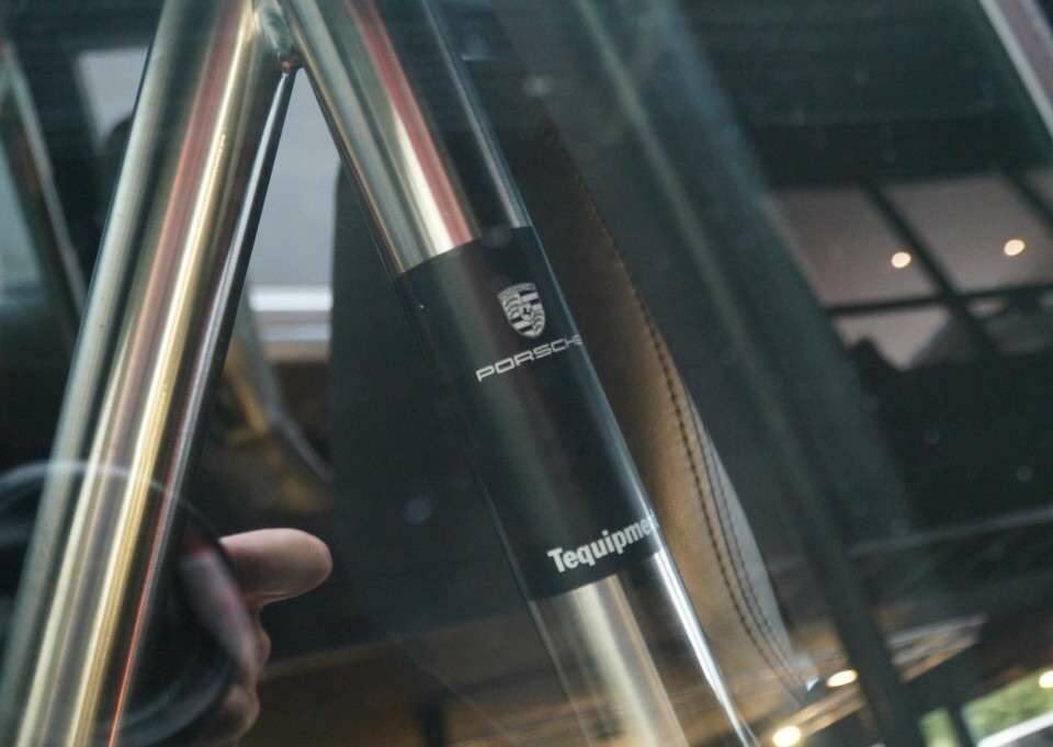 Bild 15/50 von Porsche 911 Carrera (1999)