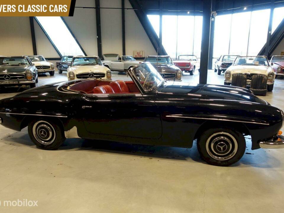 Afbeelding 2/11 van Mercedes-Benz 190 SL (1962)