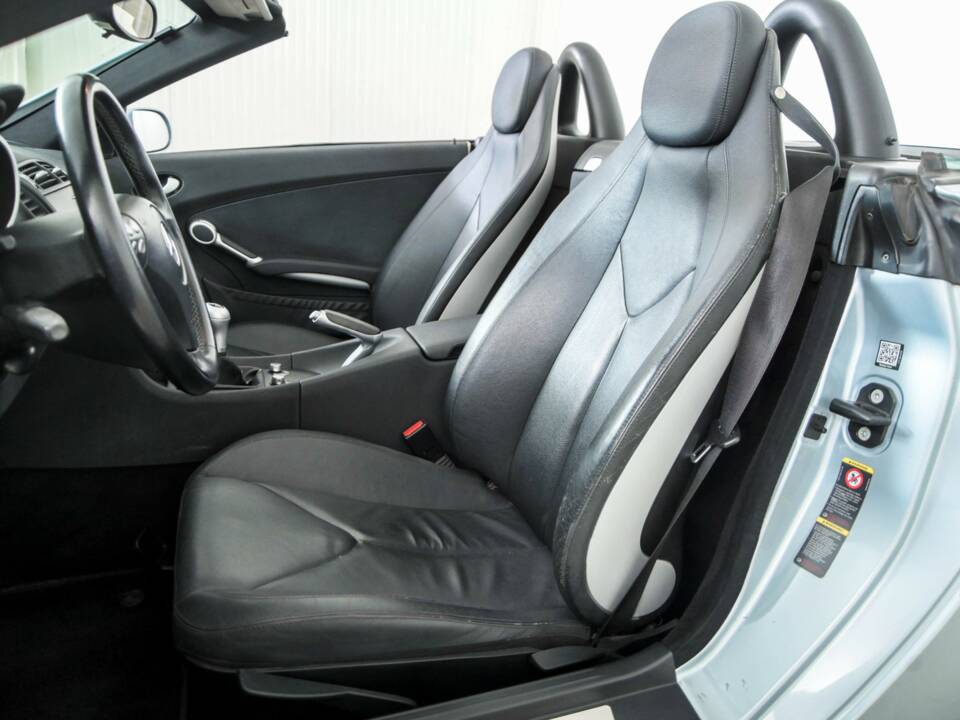 Immagine 15/50 di Mercedes-Benz SLK 200 Kompressor (2004)