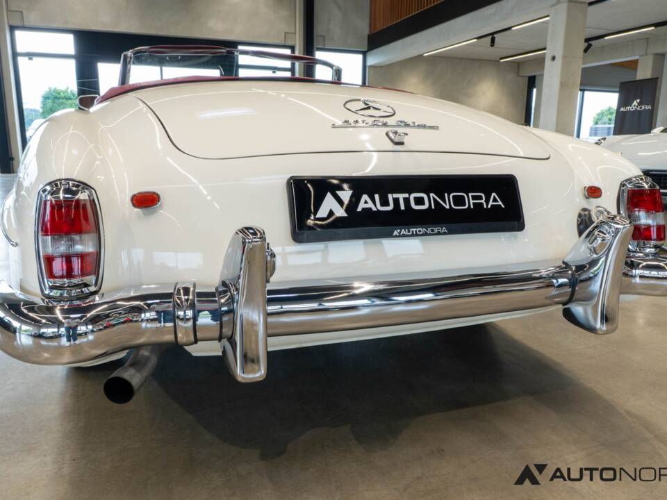 Imagen 33/74 de Mercedes-Benz 190 SL (1959)