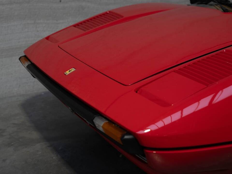 Bild 50/85 von Ferrari 308 GTSi Quattrovalvole (1985)