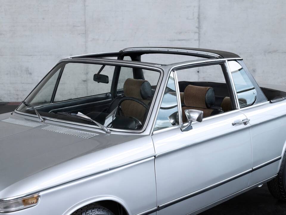 Bild 5/50 von BMW 2002 Baur (1972)