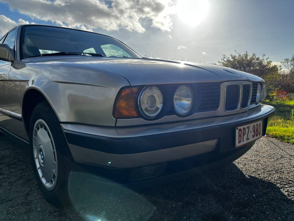 Imagen 10/100 de BMW 518i (1991)