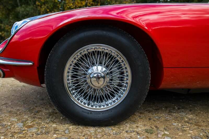 Immagine 33/50 di Jaguar E-Type V12 (2+2) (1971)