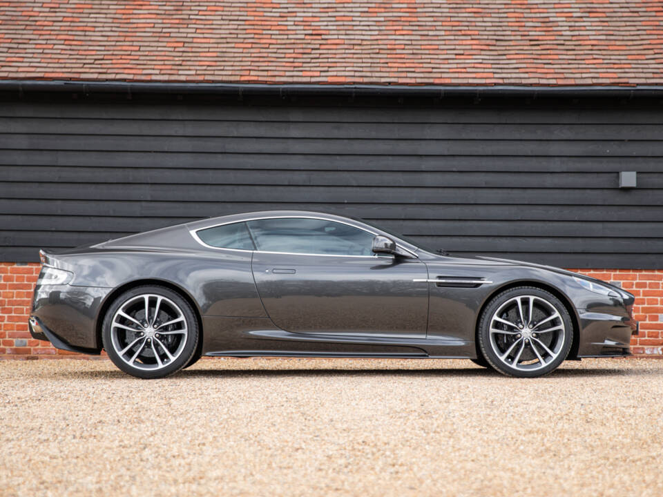 Bild 2/71 von Aston Martin DBS (2011)