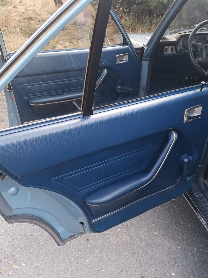 Bild 32/52 von Peugeot 504 (1979)