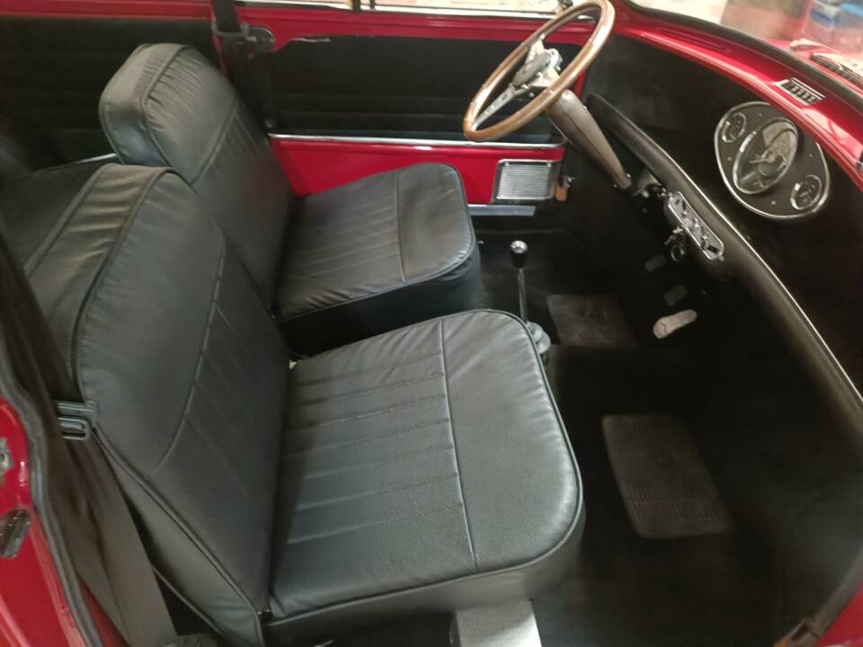 Image 29/77 of Austin Mini 850 (1965)