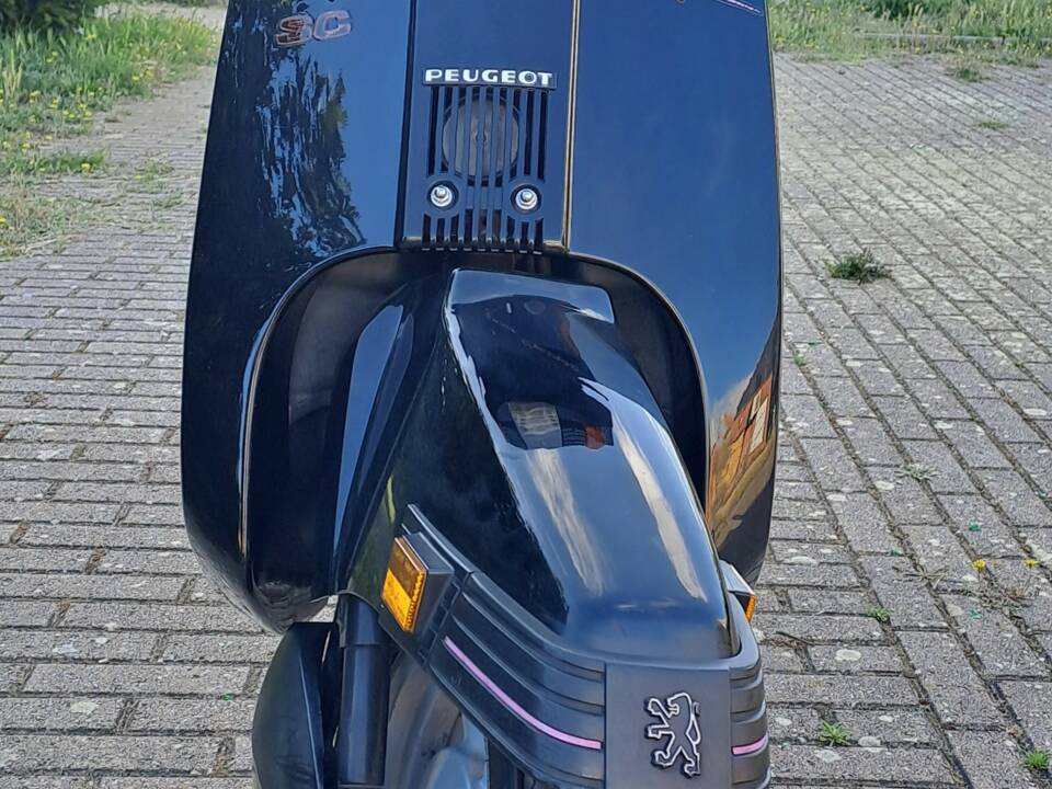 Image 3/6 of Peugeot Metropolis 50 (1993)