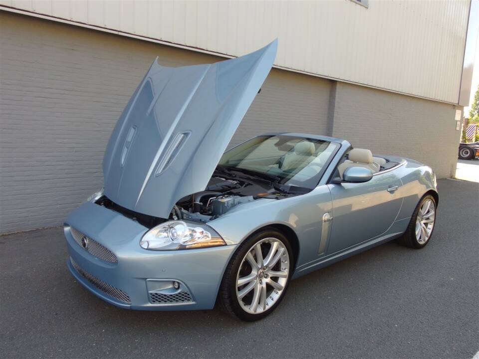 Bild 69/100 von Jaguar XKR (2008)