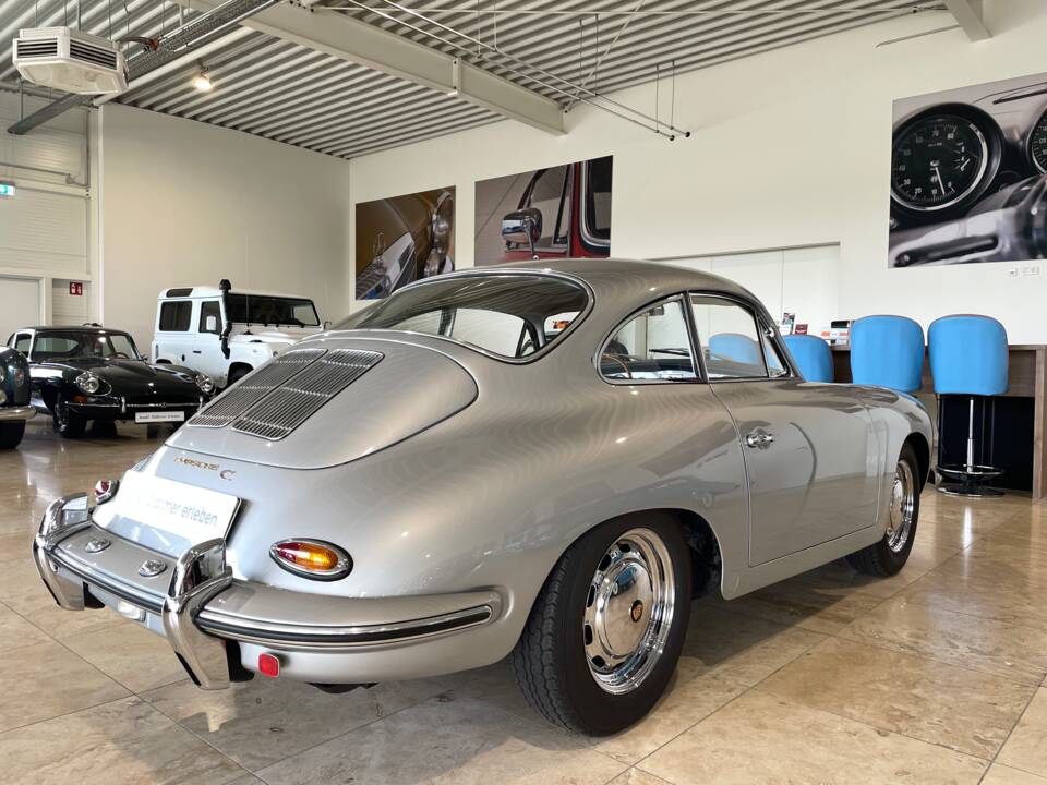 Immagine 6/38 di Porsche 356 C 1600 (1964)