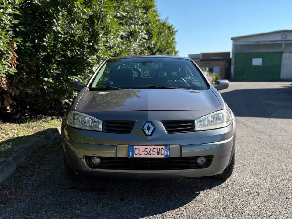 Image 2/9 of Renault Mégane CC 2.0 16V (2004)