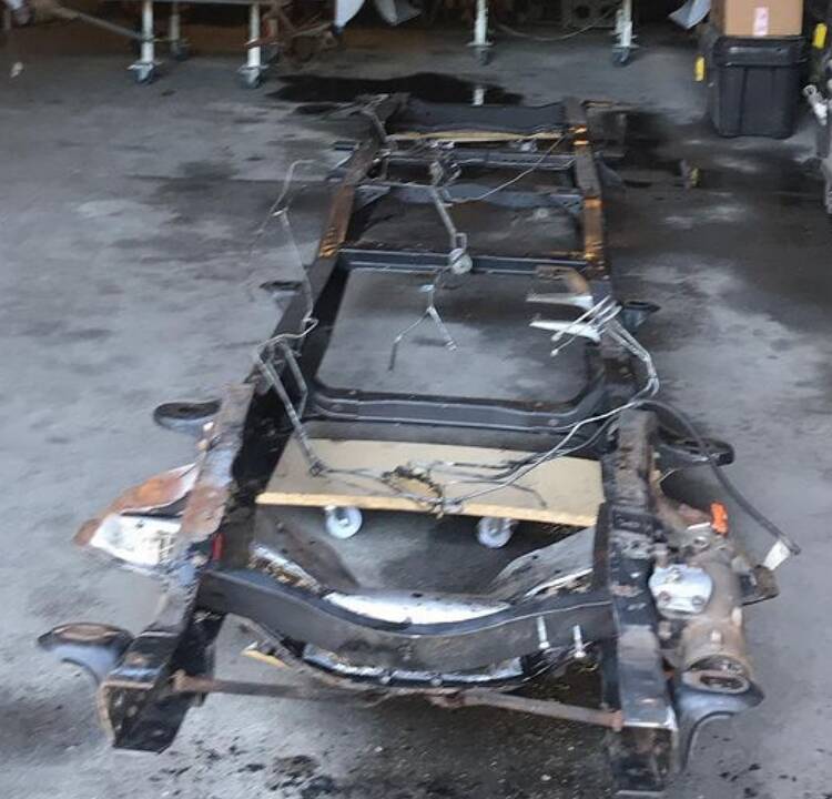 Bild 23/26 von Chevrolet K30 (1987)