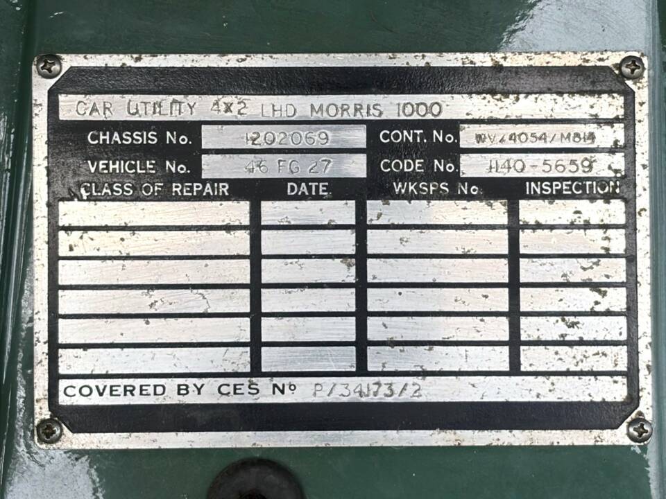 Image 4/8 of Morris Minor 1000 Traveller (1968)