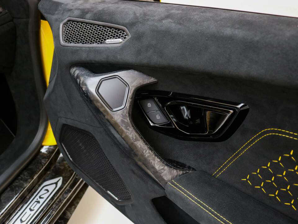 Bild 42/71 von Lamborghini Huracán Performante (2017)