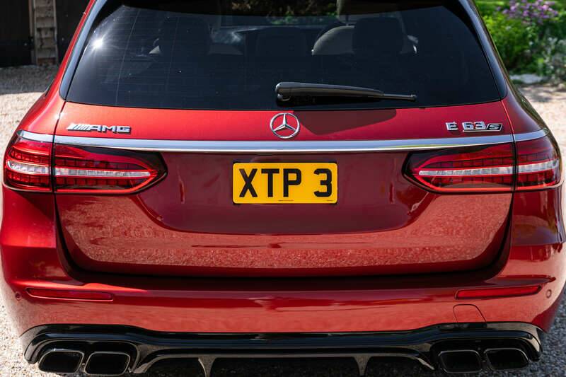 Image 34/45 de Mercedes-Benz AMG E 63 S 4MATIC+ T (2021)