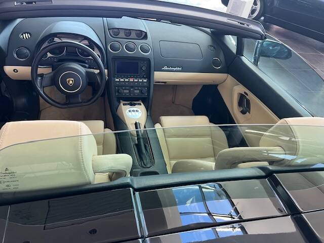 Bild 6/13 von Lamborghini Gallardo Spyder (2006)