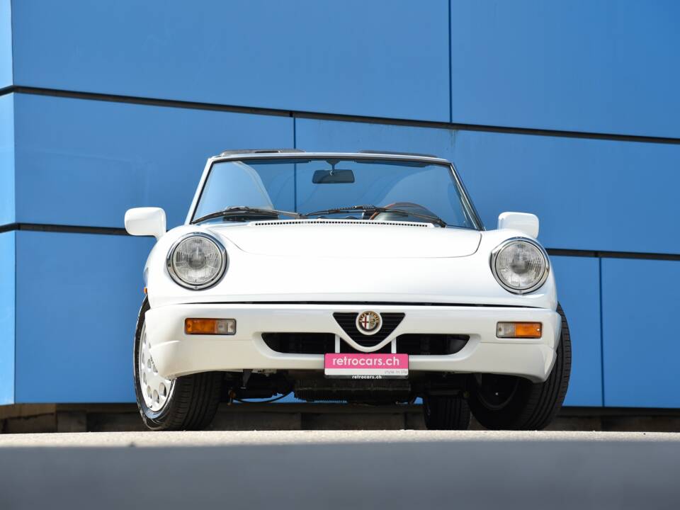 Image 10/17 of Alfa Romeo 2.0 Spider (1992)