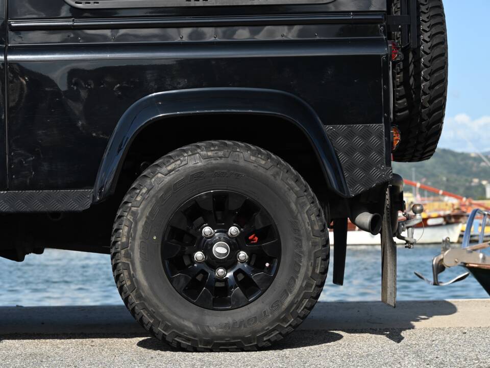 Image 54/70 of Land Rover Defender 90 TD4 (2007)