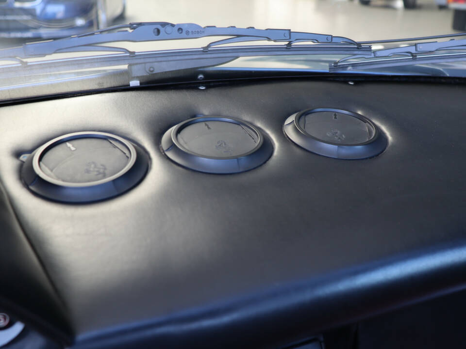 Image 47/50 of Ferrari 308 GTB (1976)