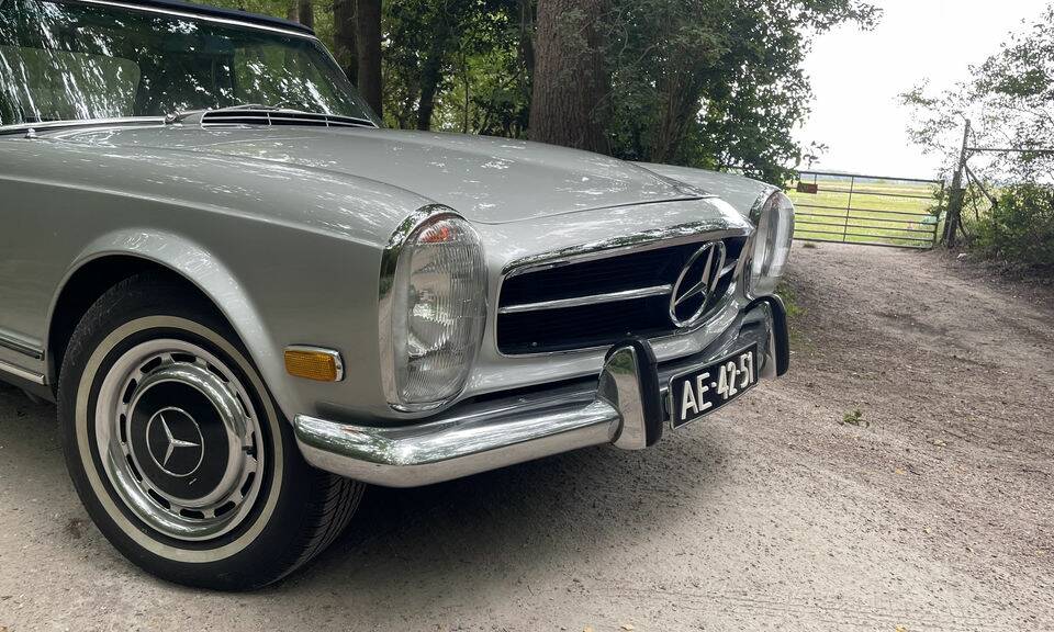 Bild 5/8 von Mercedes-Benz 280 SL (1970)