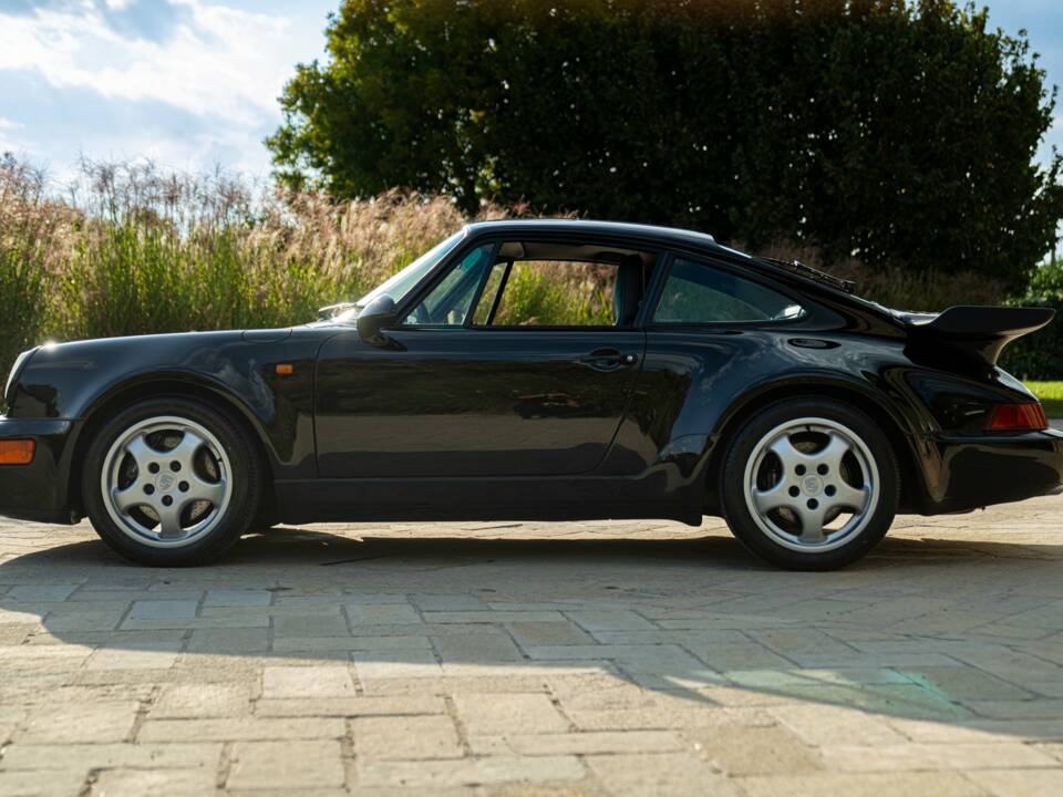 Image 5/50 de Porsche 911 Turbo 3.3 (1991)